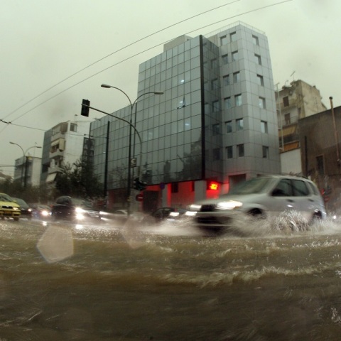 Κακοκαιρία Ariel: Σε επιφυλακή τίθεται ο μηχανισμός της Πολιτικής Προστασίας ενόψει των έντονων φαινομένων που αναμένεται να επηρεάσουν πολλές περιοχές της χώρας.