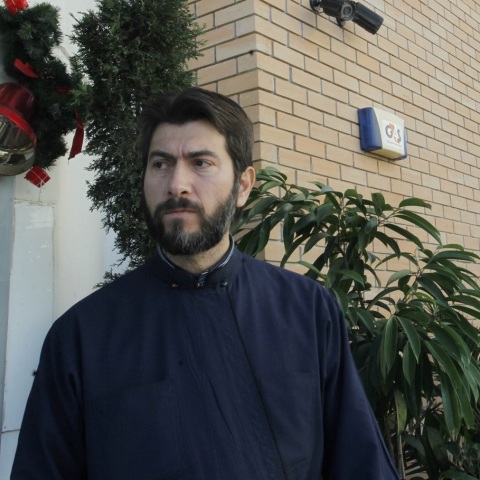 Κιβωτός του Κόσμου: Νέα στοιχεία στη δημοσιότητα για την οικονομική δραστηριότητα του πατέρα Αντώνιου - Επί 8 χρόνια ανέπαφος ο λογαριασμός μισθοδοσίας του. 