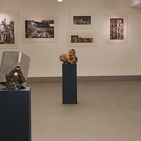 "Κυριάκος Ρόκος – Ρουμπίνα Σαρελάκου, Δημιουργικές συναντήσεις" στην Πινακοθήκη Ε. Αβέρωφ