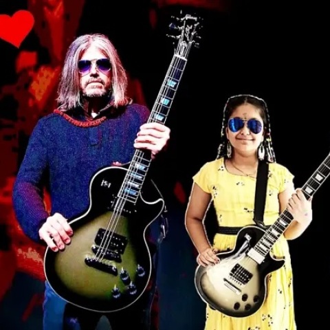 9χρονο κορίτσι εντυπωσιάζει, παίζοντας Tool με την κιθάρα που της έχει χαρίσει ο Adam Jones