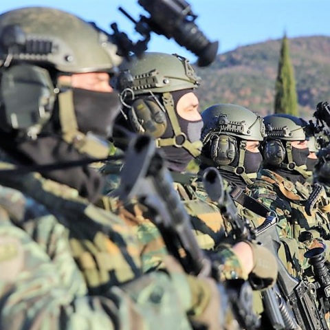 Τραυματίστηκε θανάσιμα από όπλο 19χρονος σμηνίτης στο Άκτιο το πρωί του Σαββάτου, 3 Δεκεμβρίου - Οι πρώτες πληροφορίες από το Γενικό Επιτελείο Αεροπορίας.