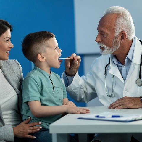 Στρεπτόκοκος Α: Ο καθηγητής Παιδιατρικής Ανδρέας Κωνσταντόπουλος απαντά για τη νόσο με αφορμή την είδηση για τον θάνατο έξι παιδιών στη Βρετανία.