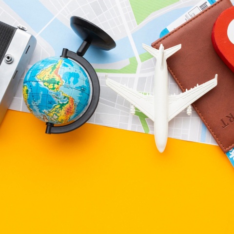 Η ταξιδιωτική οικονομία, οι νέες δυνατότητες που προσφέρουν οι τεχνολογικές καινοτομίες και οι αλλαγές στην παγκόσμια τουριστική βιομηχανία.