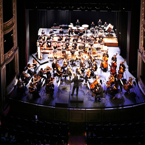 Χριστούγεννα στο Δημοτικό Θέατρο Πειραιά