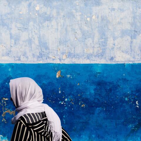 Γυναίκα με μαντίλα