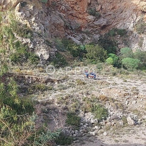 Πυροσβέστες σε νταμάρι στην Καλαμάτα