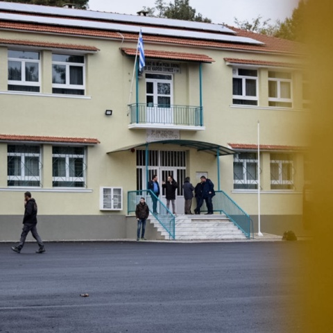 Το προαύλιο του 9ου Δημοτικού Σχολείου στις Σέρρες όπου σκοτώθηκε ο 11χρονος Βασίλης