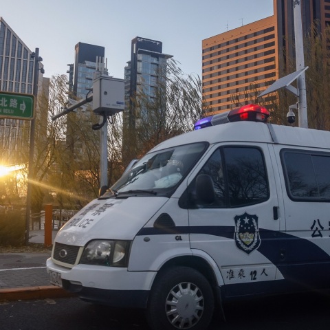 Κραυγή αγωνίας για νεαρή διαδηλώτρια στην Κίνα - Κρατείται επί εννέα μέρες μετά τη συμμετοχή της σε κινητοποιήσεις κατά των περιορισμών για τον κορωνοϊό.