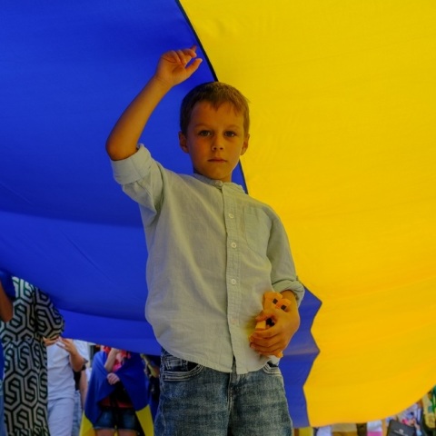 Ευρωβαρόμετρο του Ευρωπαϊκού Κοινοβουλίου για το φθινόπωρο του 2022: Σταθερή η στήριξη των πολιτών προς την Ουκρανία - Ποια θέματα απασχολούν τους Ευρωπαίους. 