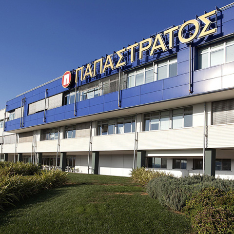 Παπαστράτος 