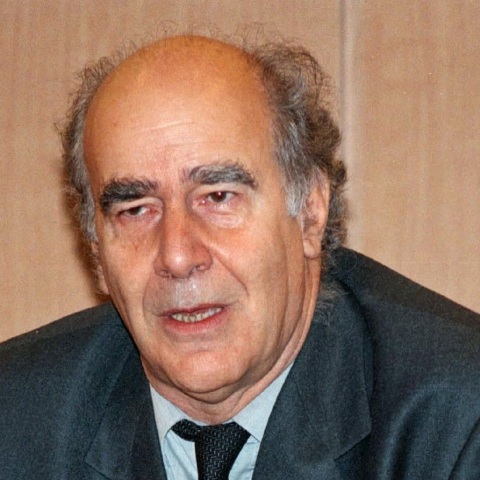 Πέθανε σε ηλικία 76 ετών ο πολιτικός και δικηγόρος Κωνσταντίνος Αλαβάνος - Η πορεία του στη δημόσια ζωή και οι σταθμοί της σταδιοδρομίας του. 