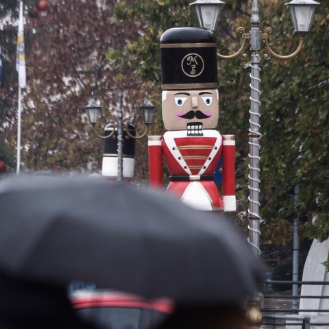 Αλλάζει το σκηνικό του καιρού την Κυριακή 18 Δεκεμβρίου: Πτώση θερμοκρασίας, βροχές και χιόνια - Η πρόγνωση του meteo και της ΕΜΥ.