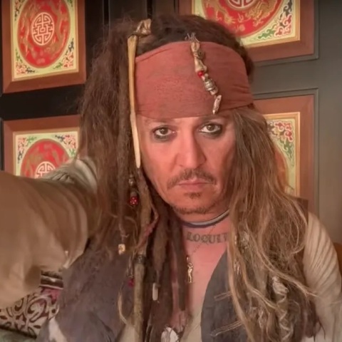 Ο Johnny Depp ξανά στον ρόλο του Jack Sparrow για έναν 11χρονο θαυμαστή του