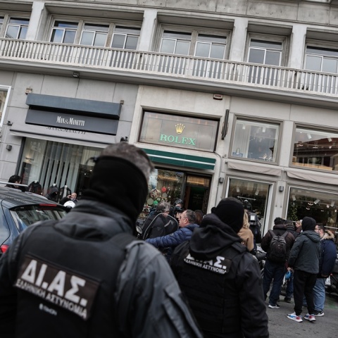 Ένοπλη ληστεία σε κατάστημα στο κέντρο της Αθήνας