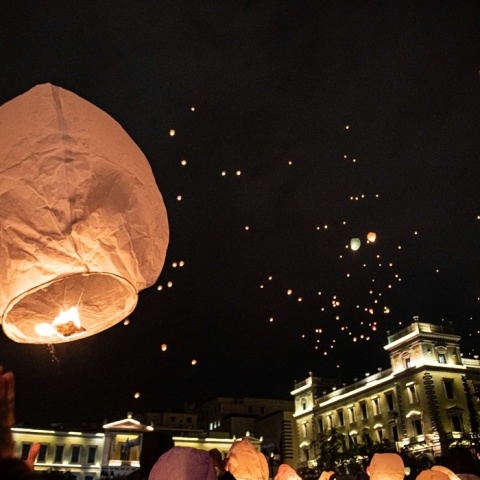 Νύχτα των Ευχών - Παραμονή Χριστουγέννων στην πλατεία Κοτζιά