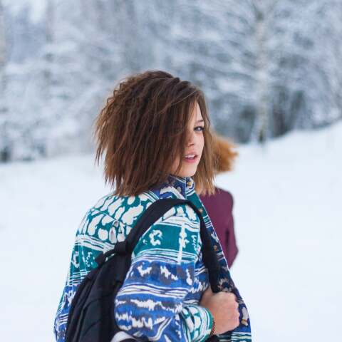 Μια γνωριμία με ένα trend που έχει εμφανιστεί τα τελευταία χρόνια, τους Icepunks και τις Κοκέτες Νεράιδες του Χιονιού. Τι φοράνε, τι ακούνε, ποιά χρώματα προτιμούν, πώς φωτογραφίζονται. 