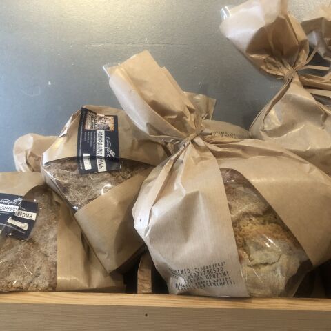 Ψωμί του Ξυλόφουρνου Καλύβα