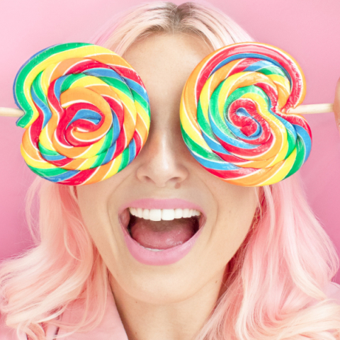 Γιατί η ζάχαρη βλάπτει σοβαρά το δέρμα μας;