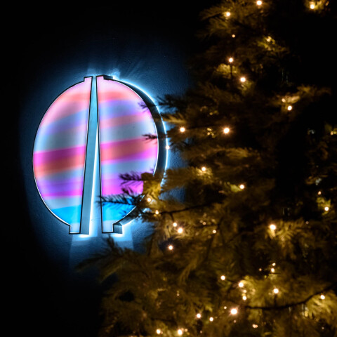 Άποψη από τον γιορτινό φωτισμό του Φουγάρου στο Ναύπλιο