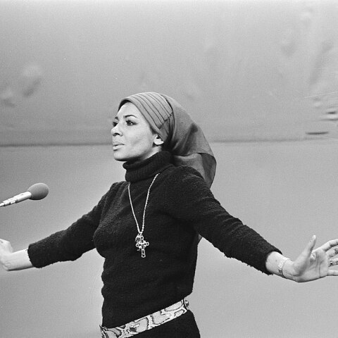 Shirley Bassey - Diamonds Are Forever: Tο τραγούδι της ημέρας, Κυριακή 8 Ιανουαρίου 2023, από τον Athens Voice 102.5