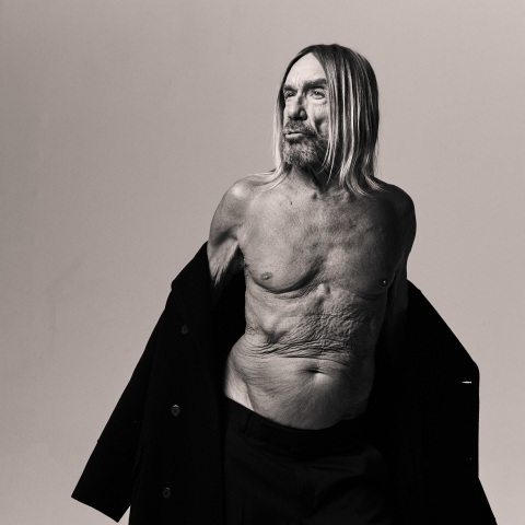 Iggy Pop: Δισκοκριτική για το νέο του άλμπουμ «Every Loser», στο οποίο συμμετείχαν οι Taylor Hawkins, Duff McKagan, Chad Smith και Stone Gossard.