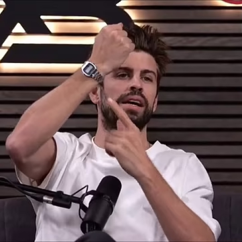 Πικέ - Σακίρα: Μετά το τραγούδι των 99 εκατ. views, η απάντηση του ποδοσφαιριστή - Μπήκαν στη διαμάχη και Casio - Renault.