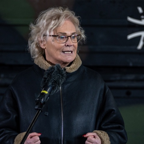 Γερμανία: Παραίτηση της υπουργού Άμυνας - Η Κριστίν Λάμπρεχτ υπέκυψε στην κριτική για τις ανεπάρκειες των γερμανικών ενόπλων δυνάμεων. 