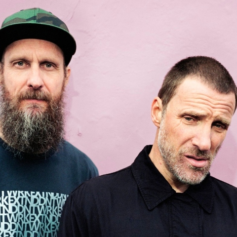Οι Sleaford Mods κυκλοφορούν το νέο τους άλμπουμ «UK Grim» στις 10 Μαρτίου από τη Rough Trade - Το πρώτο τραγούδι και το βιντεοκλίπ που σκηνοθέτησε ο Cold War Steve.
