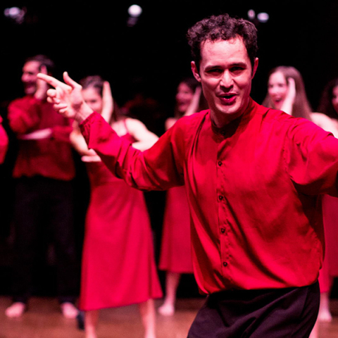 «Αναφορά για μια Ακαδημία» από την Ομάδα Σημείο Μηδέν, σε σκηνοθεσία Σάββα Στρούμπου στο Θέατρο Άττις-Νέος Χώρος