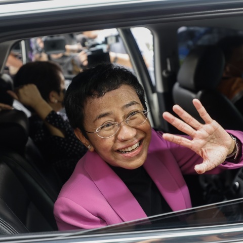 Μαρία Ρέσα: Αθωώθηκε για τις κατηγορίες περί φοροδιαφυγής η δημοσιογράφος που πήρε Νόμπελ για την υπεράσπιση της ελευθερίας της έκφρασης.