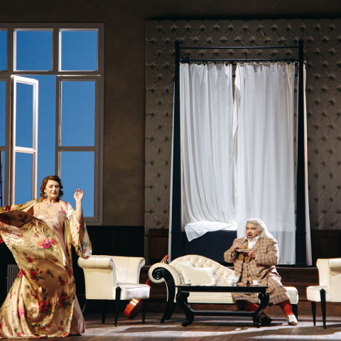 Η Τσέλια Κοστέα και ο Δημήτρης Πλατανιάς στην πρόβα του "Φάλσταφ" στην ΕΛΣ