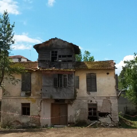 Το Κονάκι του Γιδά  στην Αλεξάνδρεια στα 11 υπό απειλή μνημεία και τόπους πολιτισμικής κληρονομιάς στην Ευρώπη - Η ιστορία και η ιδιαίτερη αρχιτεκτονική του.