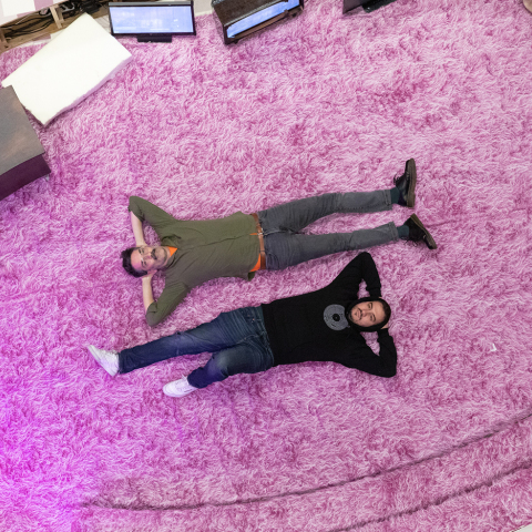 «Στρέλλα»: Συνέντευξη με τον Μιχάλη Παρασκάκη και τον Γιώργο Κουτλή για την όπερα δωματίου που κάνει πρεμιέρα στην Εναλλακτική Σκηνή