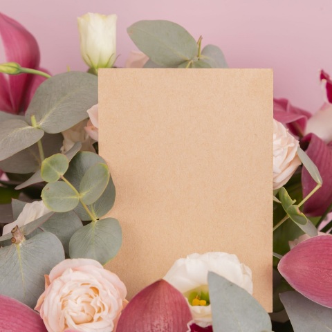 Ποιοι γιορτάζουν σήμερα 28 Ιανουαρίου; Το εορτολόγιο της Athens Voice σου τους θυμίζει. Μην ξεχάσεις να τους δώσεις τις καλύτερες ευχές σου!