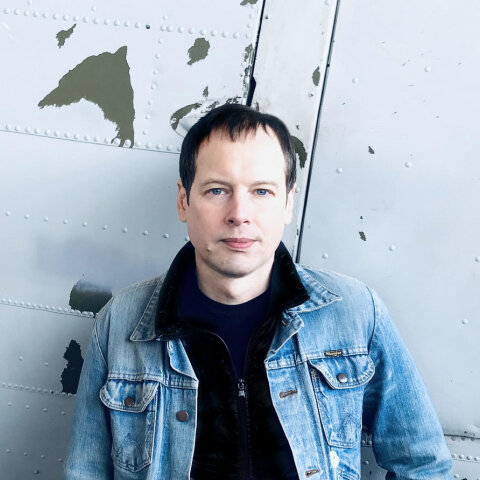 1st Athens Pop Fest and Convention: Ο Βασίλης Χουντάλας, μουσικός κι ένας από τους διοργανωτές, μιλάει για το νέο φεστιβάλ που θα συμβεί 19 και 20 Μαΐου στην Αθήνα.