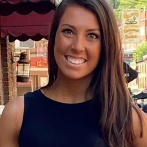 Μια TikToker μοιράστηκε τη μάχη της με τον καρκίνο και συγκέντρωσε χιλιάδες στο GoFundMe. Ήταν όλα μια απάτη, λέει η αστυνομία.