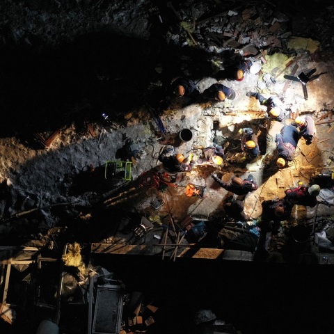 Σεισμός στην Τουρκία: Νεκροί και τραυματίες μετά τα 7,8 Ρίχτερ - Διασώστες αναζητούν εγκλωβισμένους στα ερείπια - Οι εικόνες των φωτογραφικών πρακτορείων.