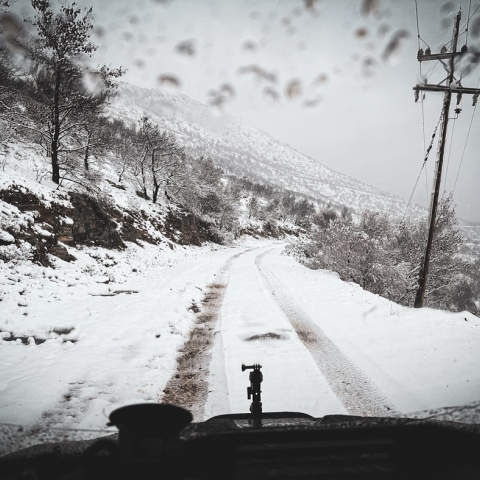 Κακοκαιρία «Μπάρμπαρα»: Χιόνια στην Αττική