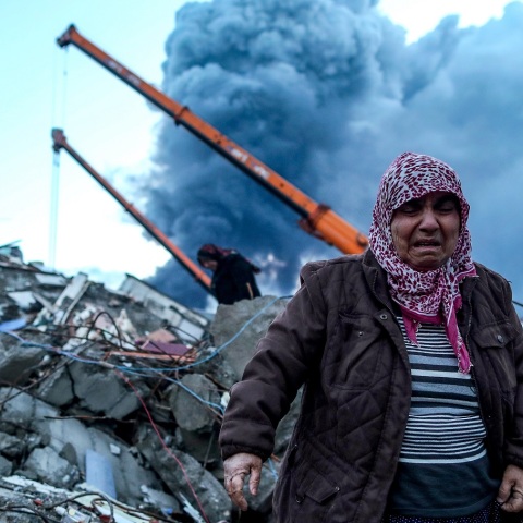 Σεισμός στην Τουρκία: Δόθηκαν στη δημοσιότητα τραπεζικοί λογαριασμοί για την αποστολή βοήθειας στις πληγείσες περιοχές από τους σεισμούς.