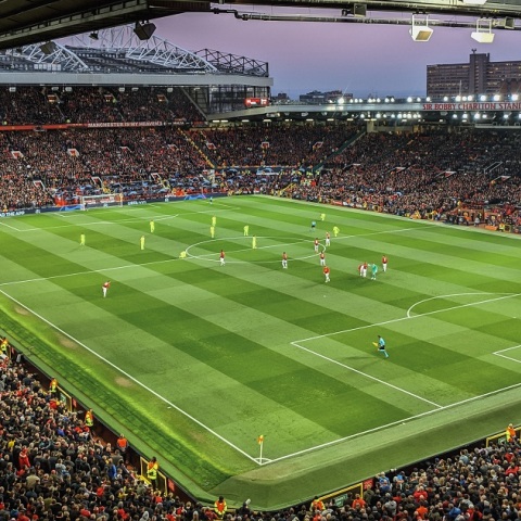 Μάντσεστερ Γιουνάιτεντ: Πρόταση δισεκατομμυρίων ετοιμάζει το Κατάρ - Ποιος ο ρόλος της UEFA στην πιθανότητα εξαγοράς και γιατί αντιδρά η Διεθνής Αμνηστία.