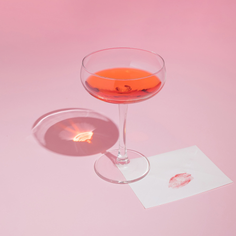 Ροζέ κρασιά και φυσαλίδες δίνουν τον τόνο στη γιορτή των ερωτευμένων - 6 προτάσεις ροζέ κρασιών για την ημέρα του Αγίου Βαλεντίνου