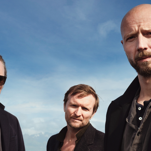 Release Athens 2023: Οι Madrugada έρχονται στην Ελλάδα, για μία headline εμφάνιση, την Κυριακή 25 Ιουνίου, στην Πλατεία Νερού.