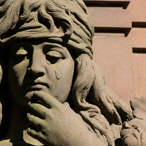 Κλάμα, άγαλμα