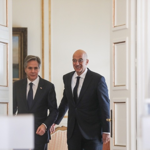 Νίκος Δένδιας: Στο νοσοκομείο για εξετάσεις μετά τη συνάντηση με τον Άντονι Μπλίνκεν ο υπουργός Εξωτερικών - Του χορηγήθηκε φαρμακευτική αγωγή.