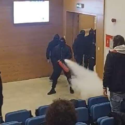 Ομοφοβική επίθεση κουκουλοφόρων σε εκδήλωση της οργάνωσης Accept - ΛΟΑΤΚΙ Κύπρου: Καταδικάζει ο Νίκος Χριστοδουλίδης - Έρευνες για τον εντοπισμό των δραστών.