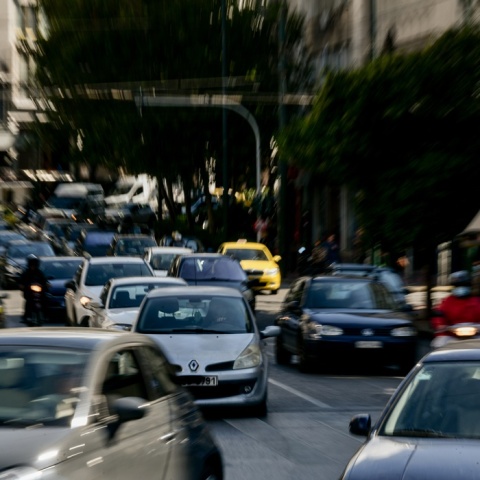 Κίνηση τώρα στους δρόμους της Αθήνας