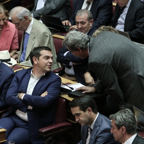 Η αντίδραση του ΣΥΡΙΖΑ μετά την καταδικαστική απόφαση της δικαιοσύνης για τον Νίκο Παππά, η επίθεση στο ΠΑΣΟΚ-ΚΙΝΑΛ και η συζήτηση για «προοδευτική διακυβέρνηση».