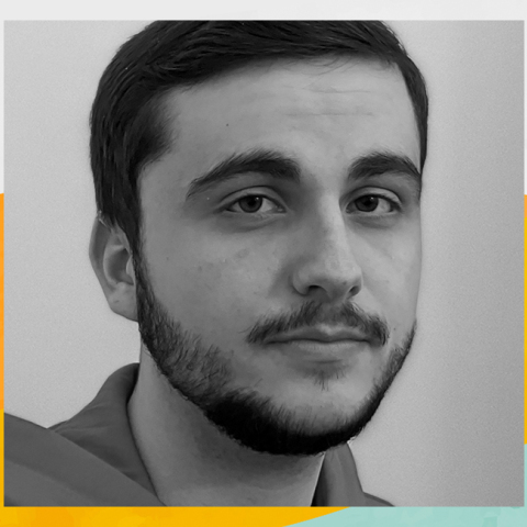 Θάνος Μπουμπάρης