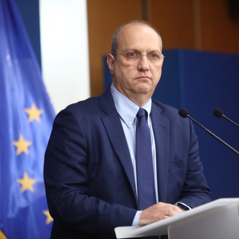 Ο κυβερνητικός εκπρόσωπος, Γιάννης Οικονόμου