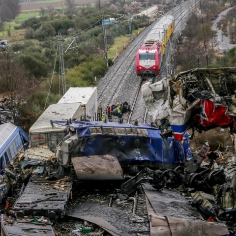 Τέμπη: «Θεωρώ σίγουρο ότι γύρισα το κλειδί, αλλά έχω κενό μνήμης» είπε ο σταθμάρχης στην απολογία του